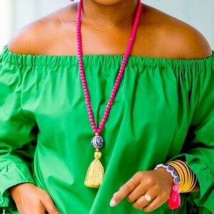 Tini Tassel Boutique necklace NWT!